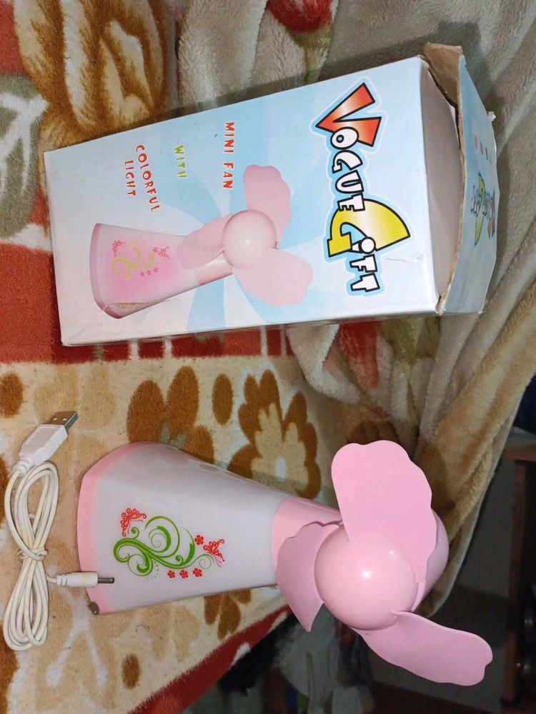 Mini Fan With Colourful Light