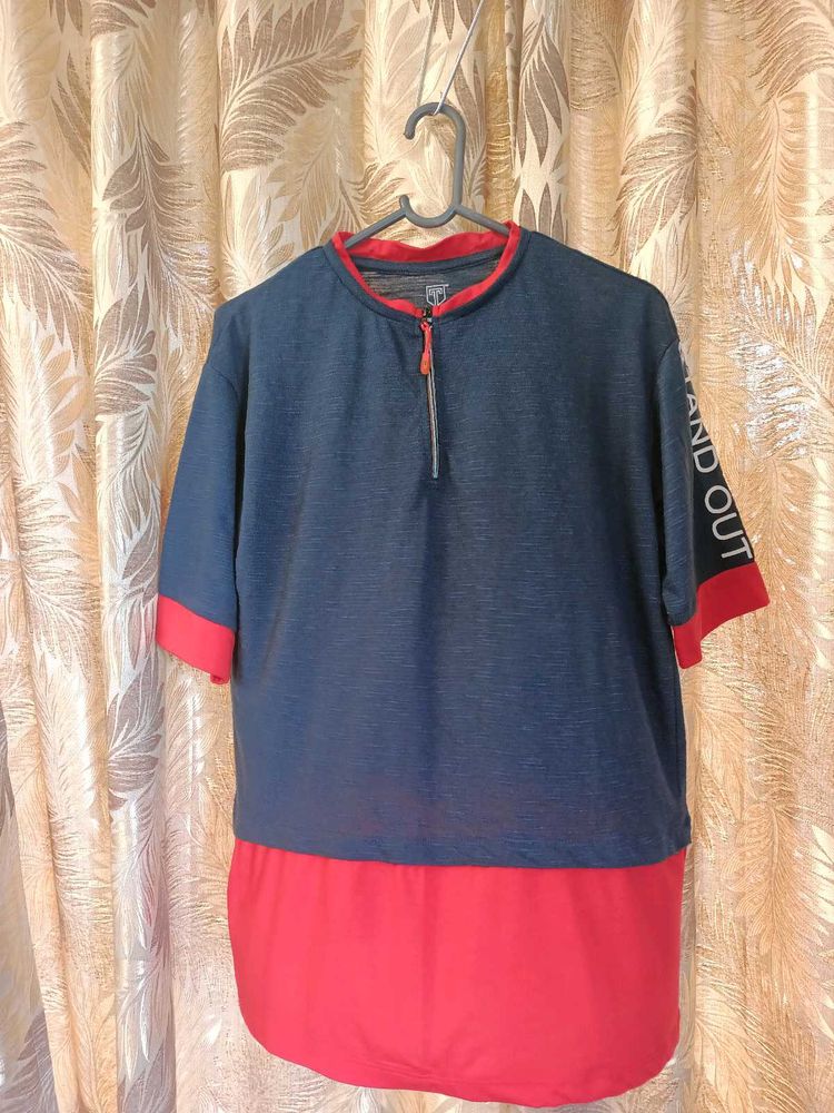 Stylish Blue &amp; Red T-Shirt