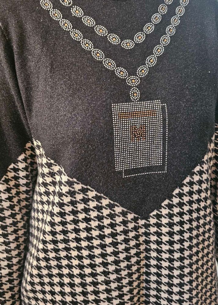 Houndstooth Embellished Sweater