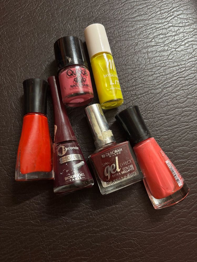 Mixed branded quirky nail polishes
