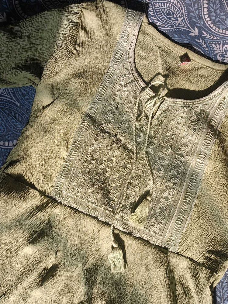Pista Green, Tunic ( Empire) For Collage Girl&#39;s