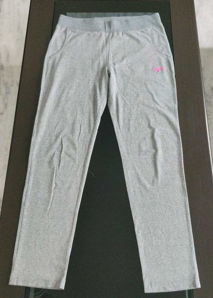 Converse Women&#39;s SlimTrousers