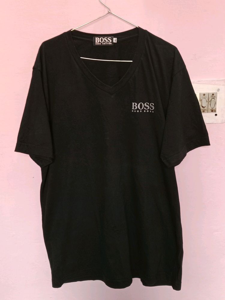 HUGO BOSS Men&#39;s Black Tshirt