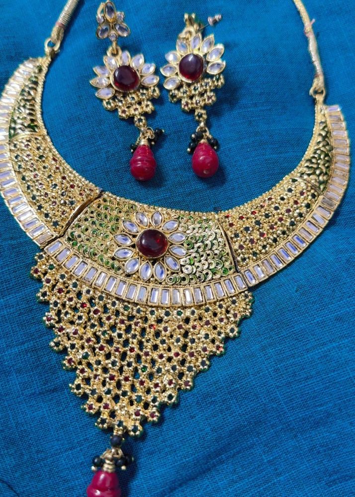 Elegant Indian Jewelry Set