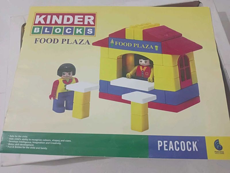 Kinder Blocks Food Plaza