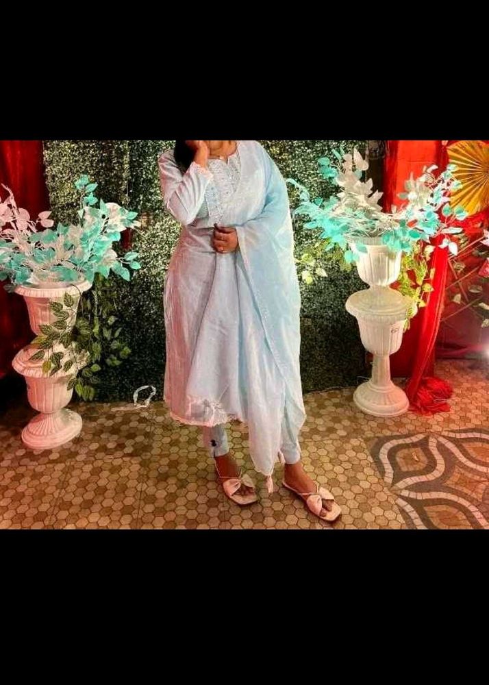 Trendy Women Embroidered Kurti, Pant &amp; Dupatta Set