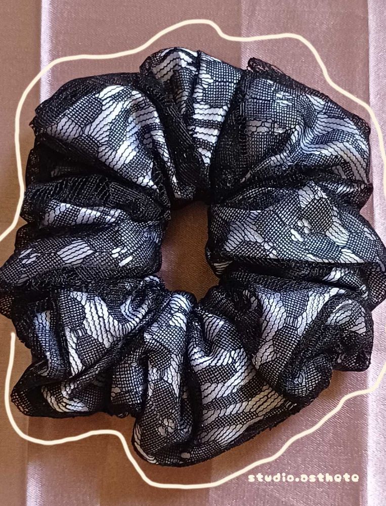 CloudTwist Scrunchies🌸☁️