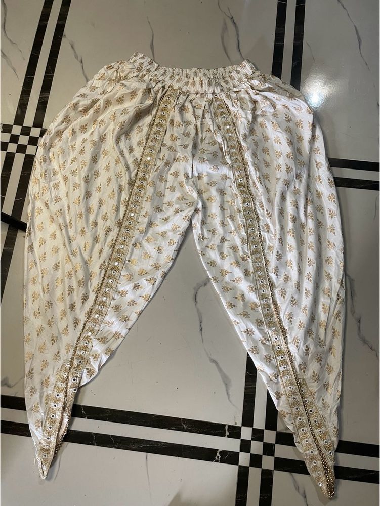 Arowaana White Printed Women Dhoti New Without Tag