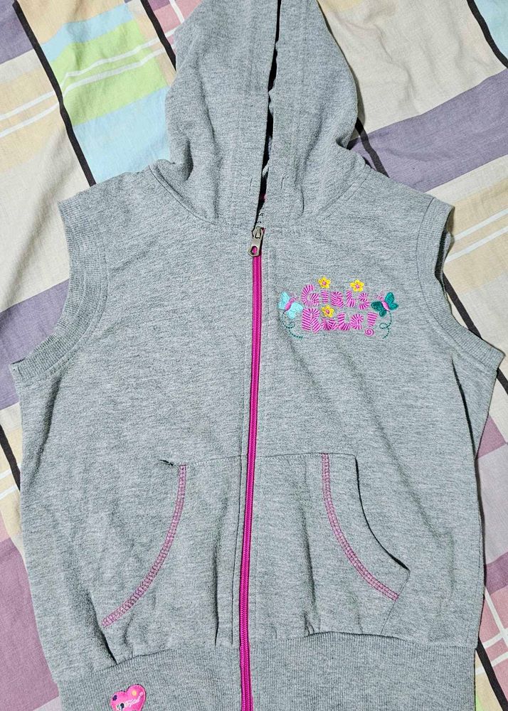 Gray Sleeveless Zip-Up Hoodie