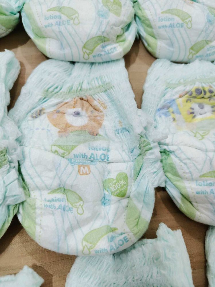 Pampers Diaper Pants – Medium, 41 Pieces