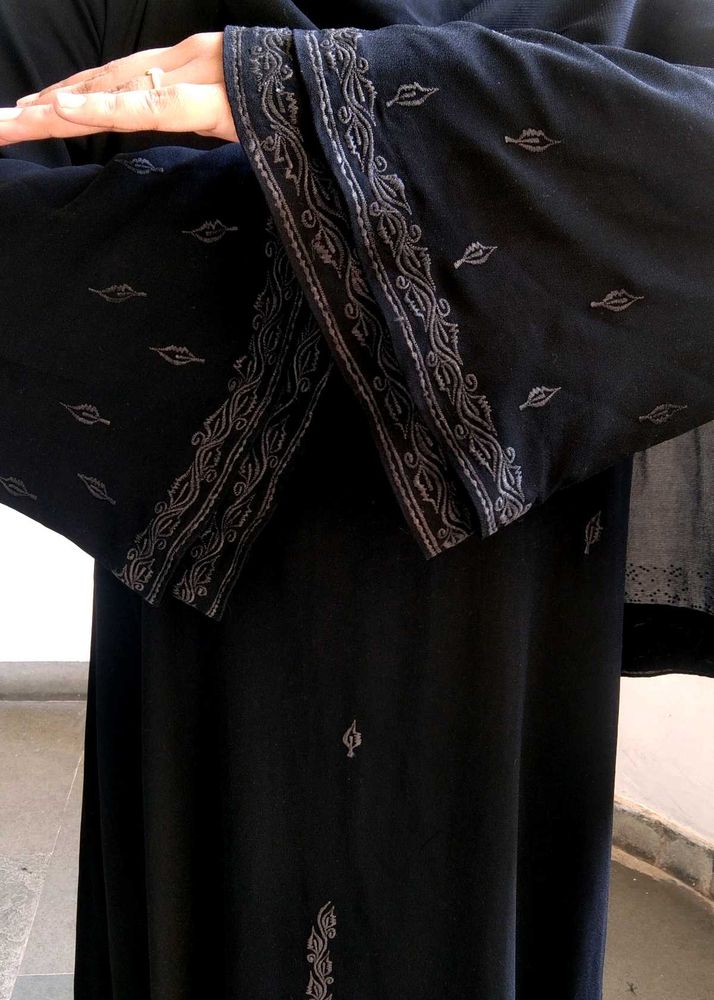 Georgette Abaya ✨