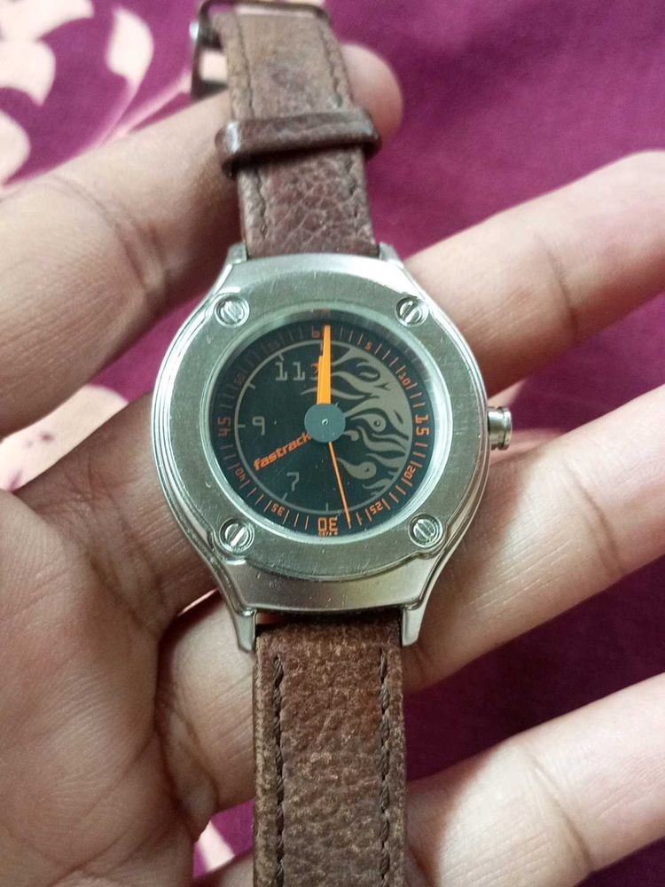 Fastrack Orignal Women's Analog Quartz