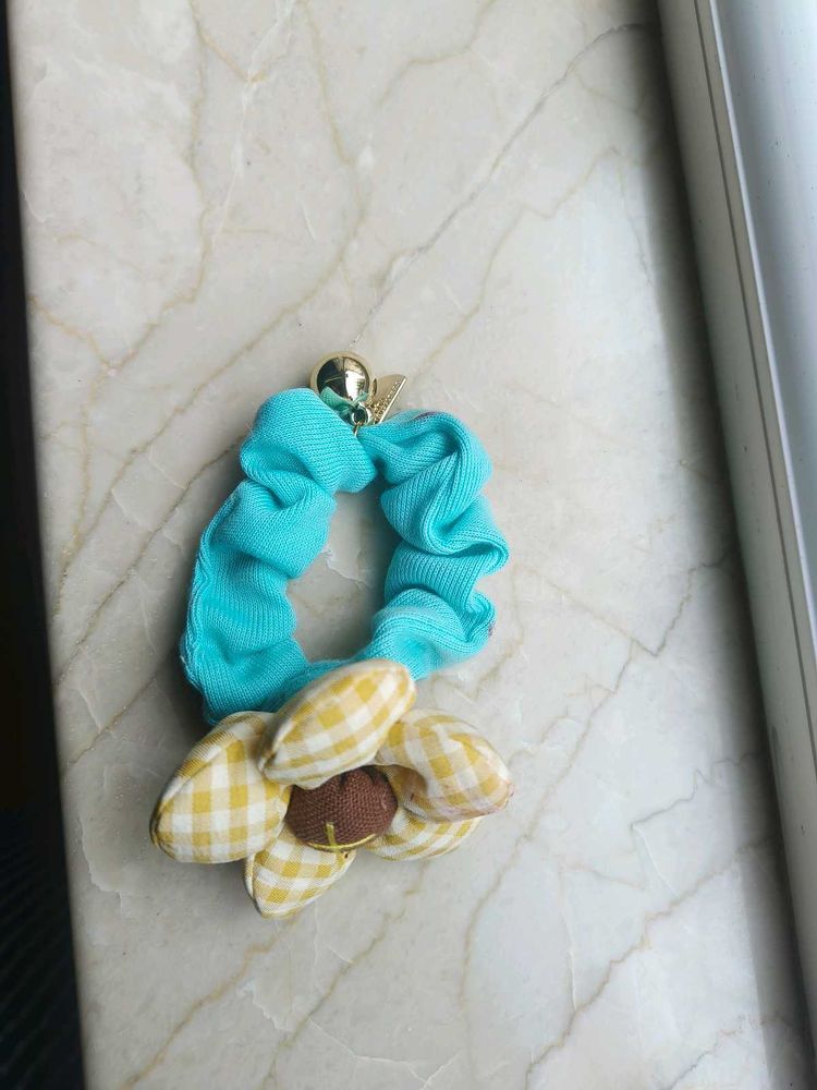 Blue Daisy Scrunchie