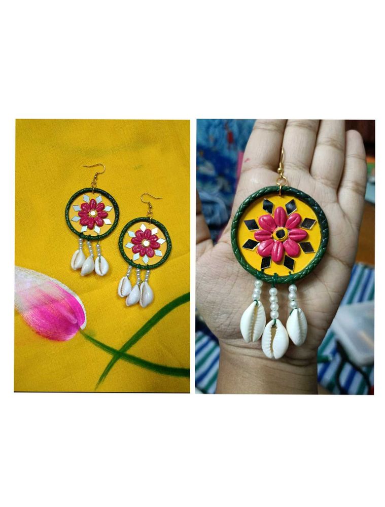 Elegant lippon Art Earrings
