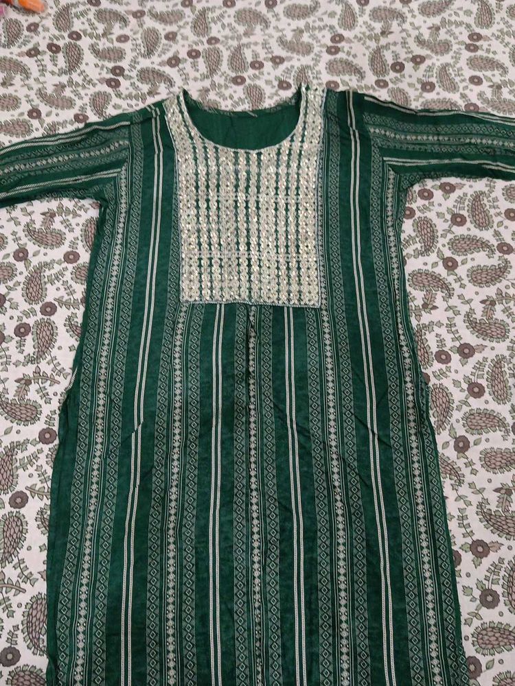 Emerald Green Embroidered Kurti