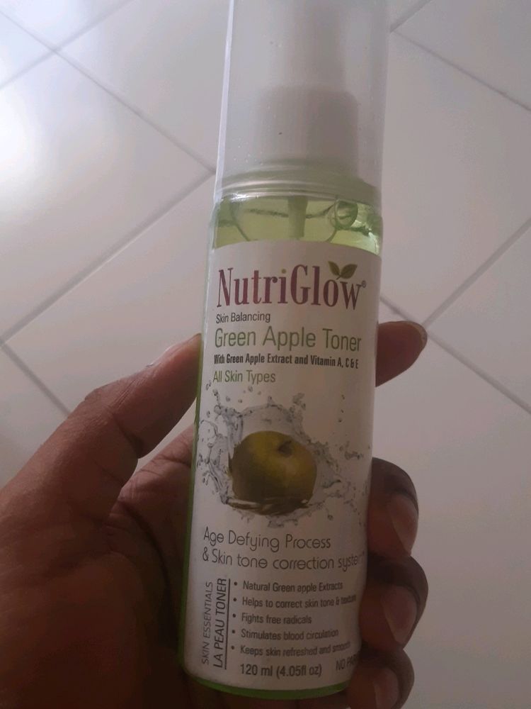 NutriGlow Green Apple Toner