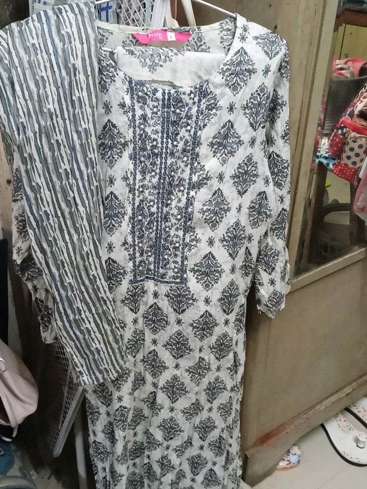 Kurta Set With Dupatta