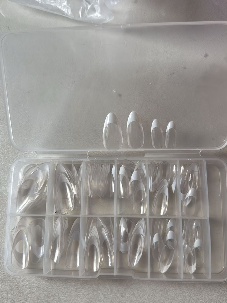 Clear french press on nail tips