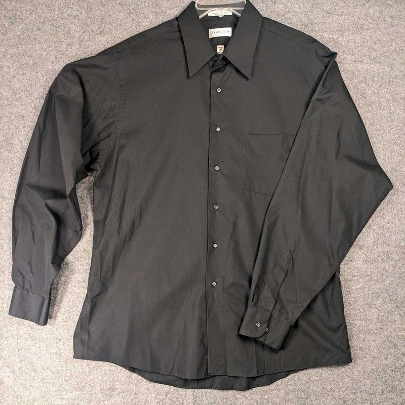 Van Heusen Men's Black Long Sleeve Dress Shirt