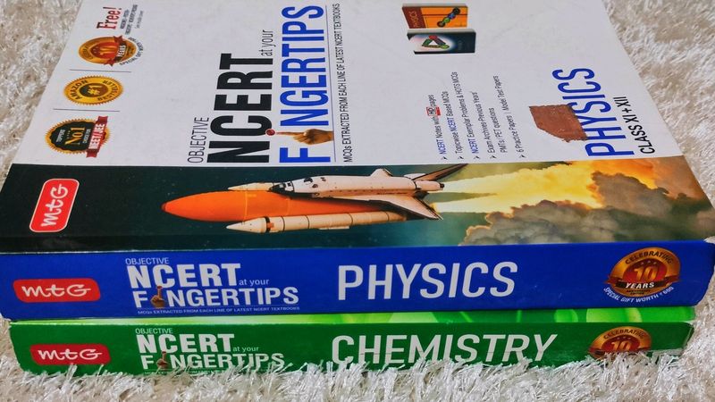 Ncert At Your Fingertips (Physics And Chemistry)