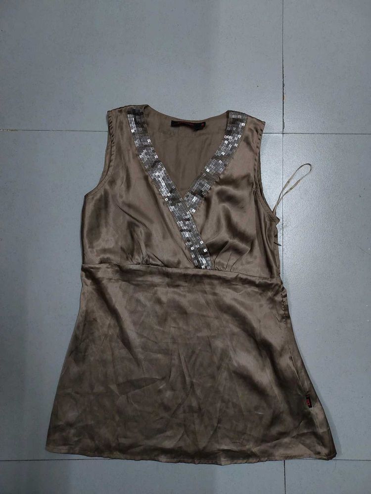 Brown Top