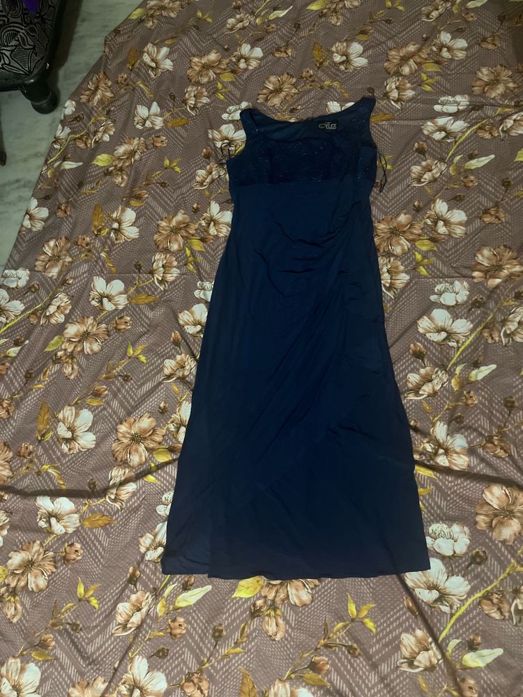 Navy Blue Sleeveless Gown