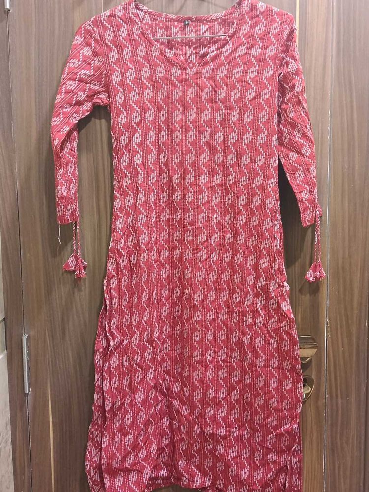 Red Kurti
