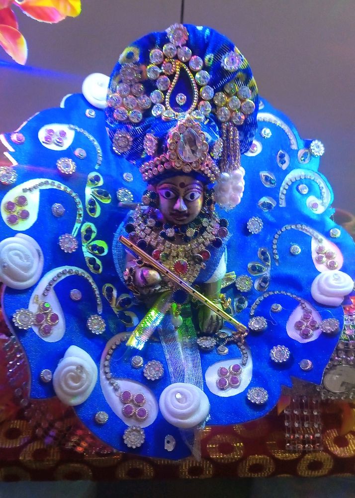 Kanhaiya Ji Poshak