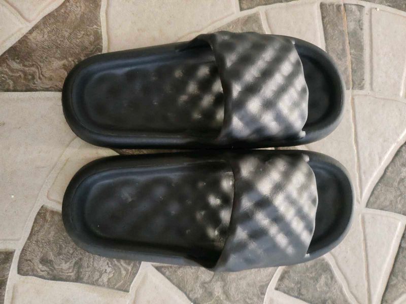 Comfy Black Slides