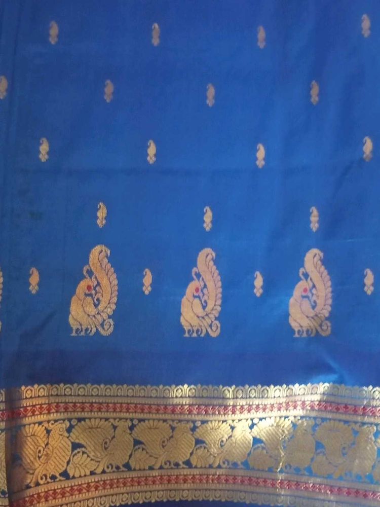 Kanjeevaram Blue Silk Saree with Gold Detailing