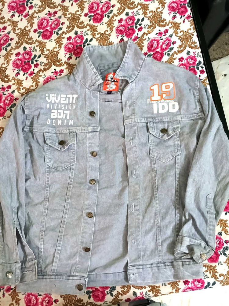 Light Wash Graphic Denim Jacket