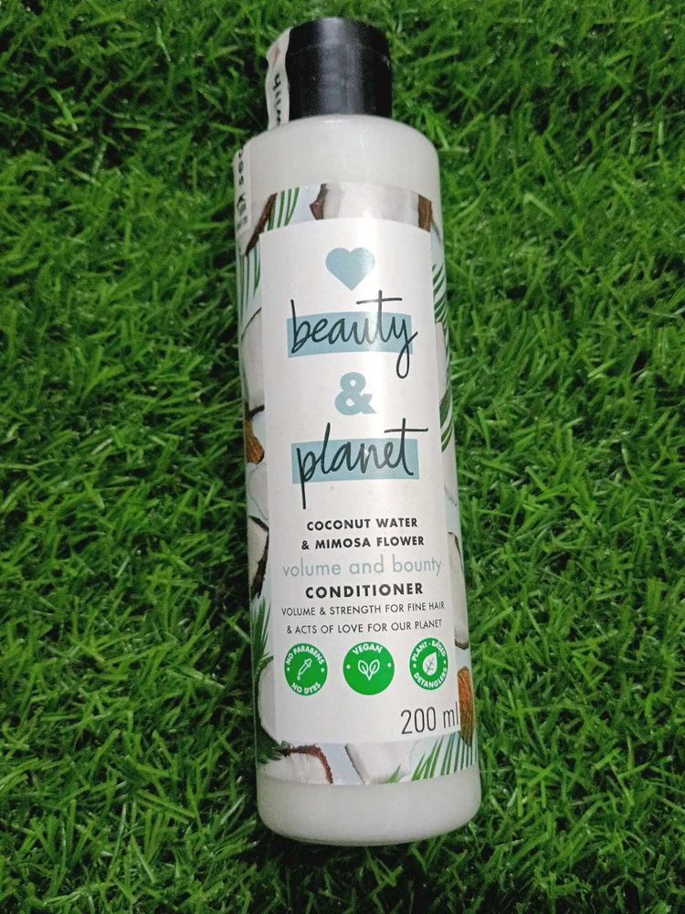 Love Beauty &amp; Planet Coconut Water Conditioner