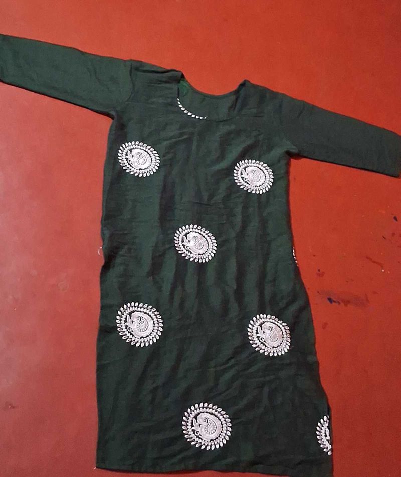 Women&#39;s Kurta Set