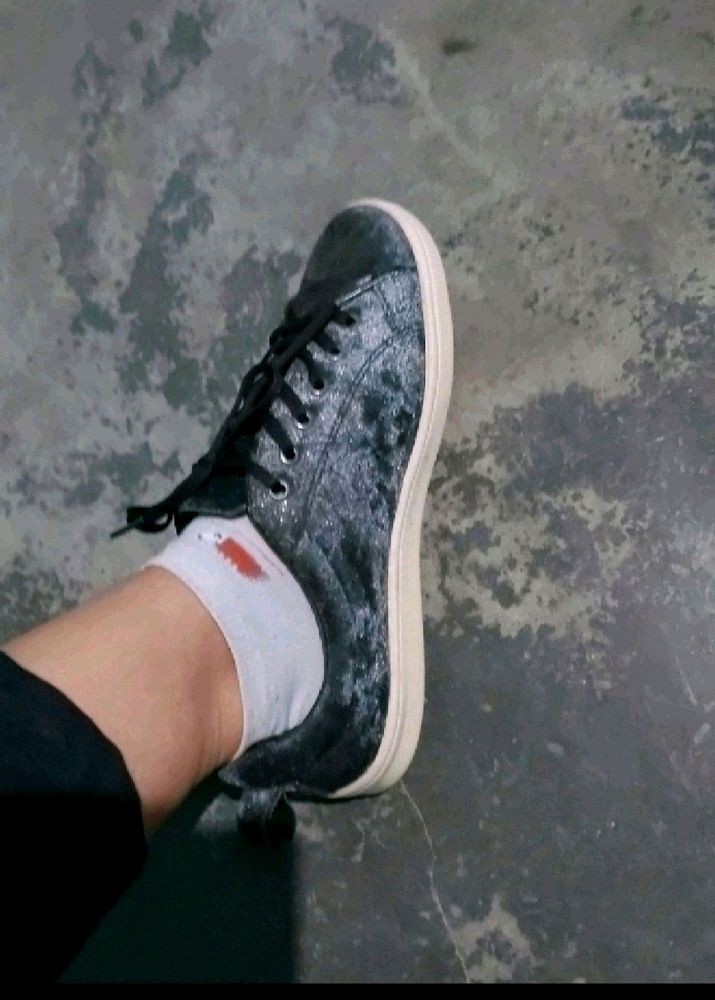 Charcoal Colour Casual shoe(Unisex)