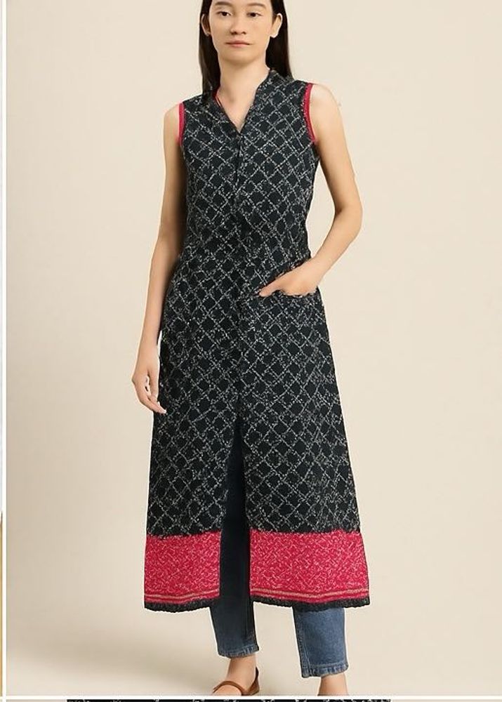 Black &amp; Pink Sleeveless Dress with Front Slit – M