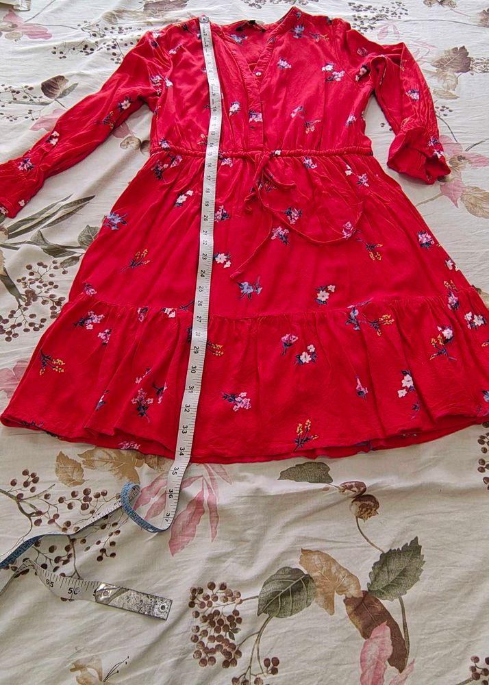 fTW01 Knee Length Dress (S) Bust 34-35