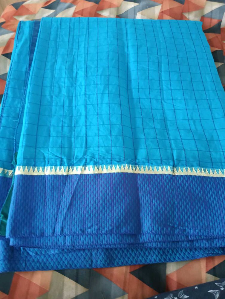 Cotton Sarees With Blouse