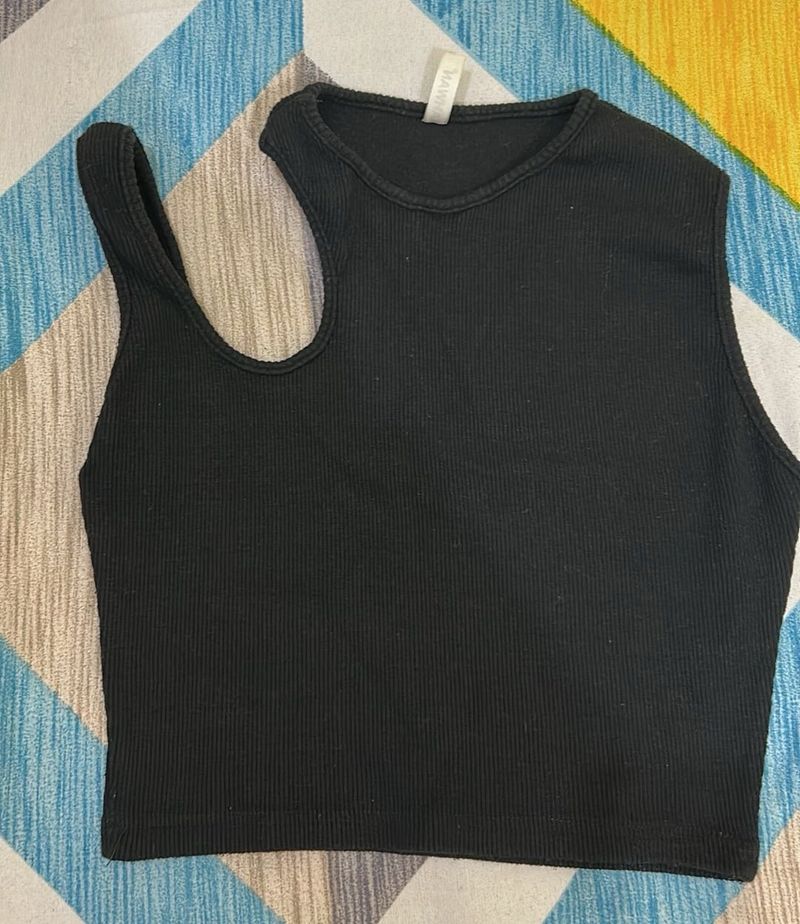 Black One-Shoulder Crop Top