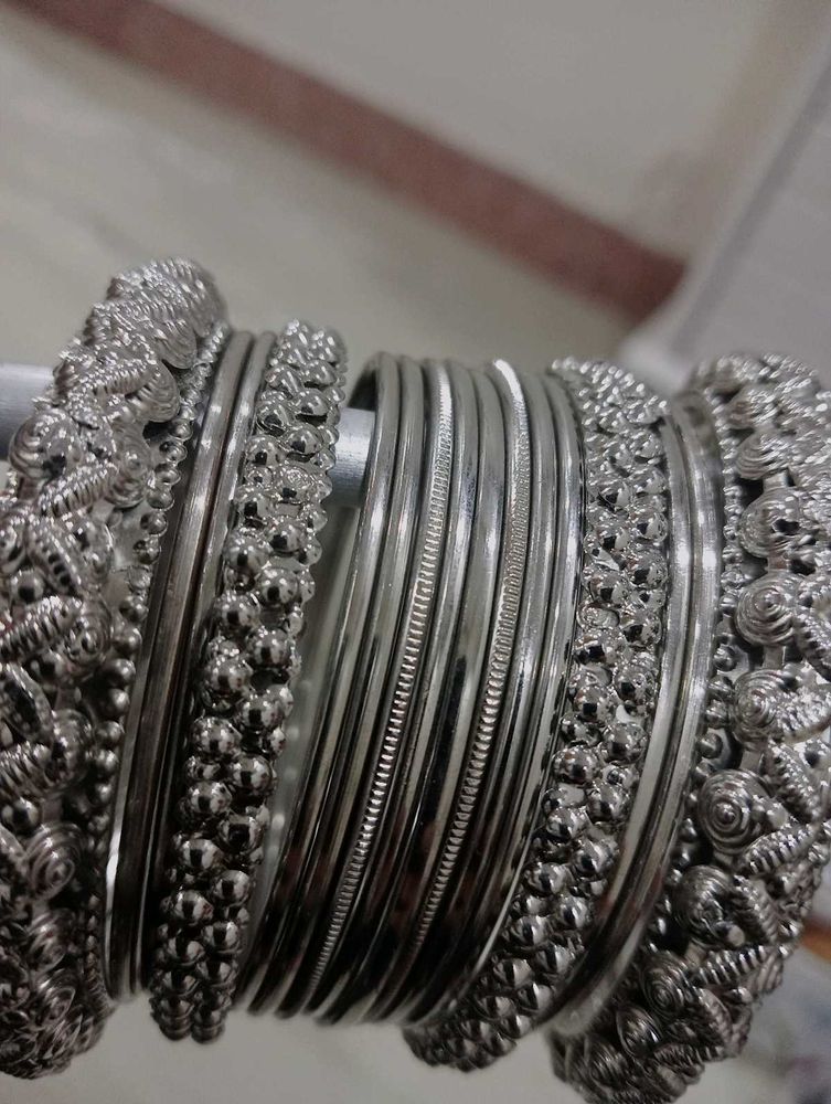 Silver Oxidised Bangles