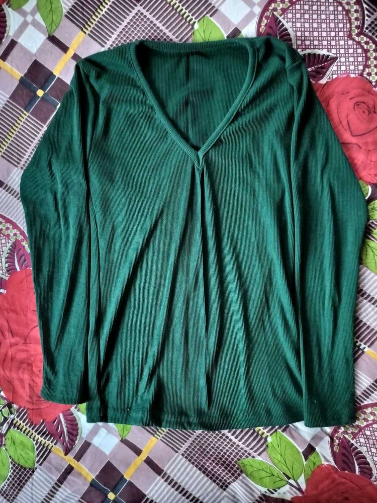 Green V-Neck Long Sleeve Top
