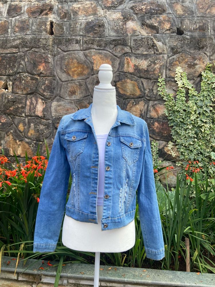 Denim Jacket - Stylish &amp; Versatile