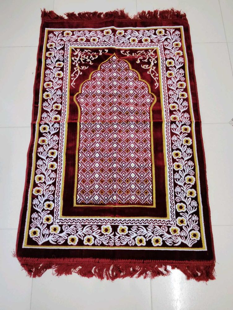 New Prayer Rug (Janamaz)