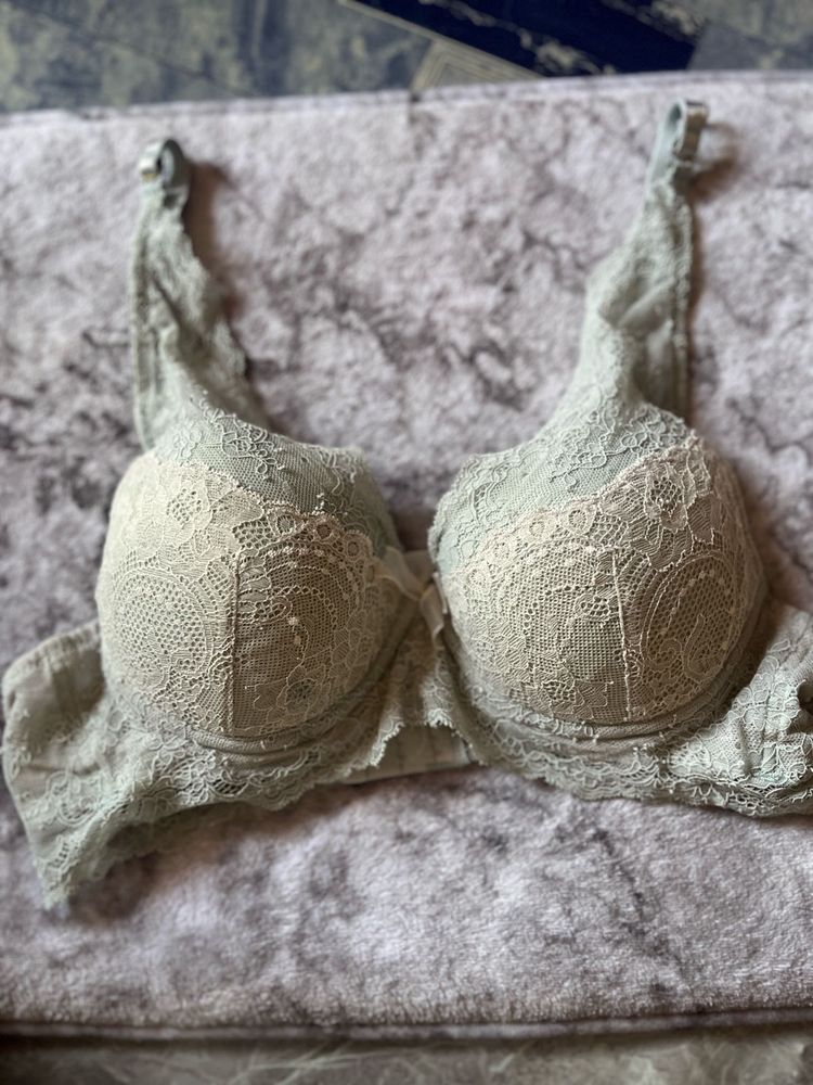 Thrifted Bra