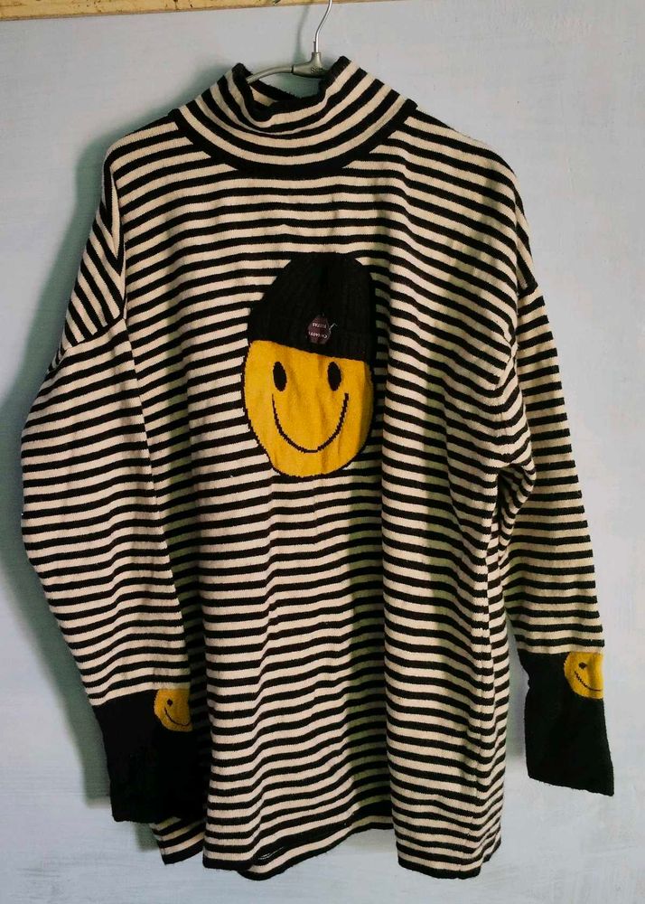 Trendy Black &amp; White Striped Sweatshirt |