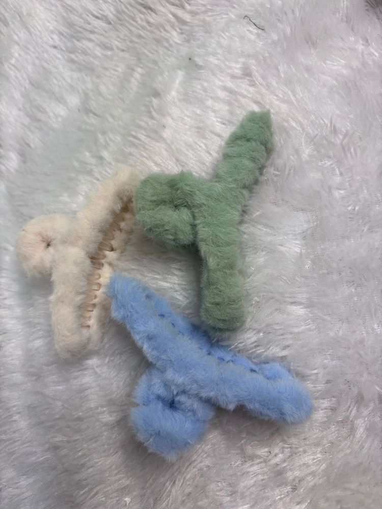 Pastel Fuzzy Claw Clip Set