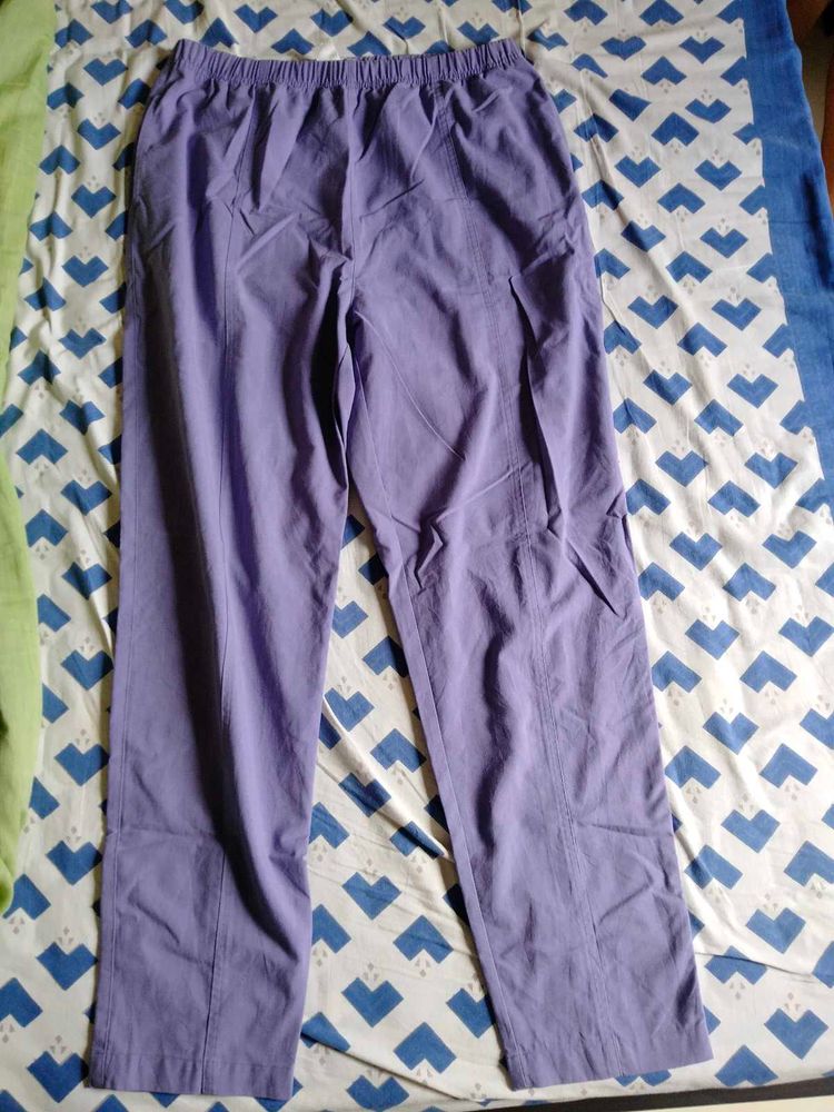 Stretchable lavender straight Pant  | like new