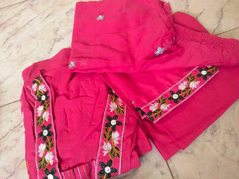 Beautiful Kurtha Set😍