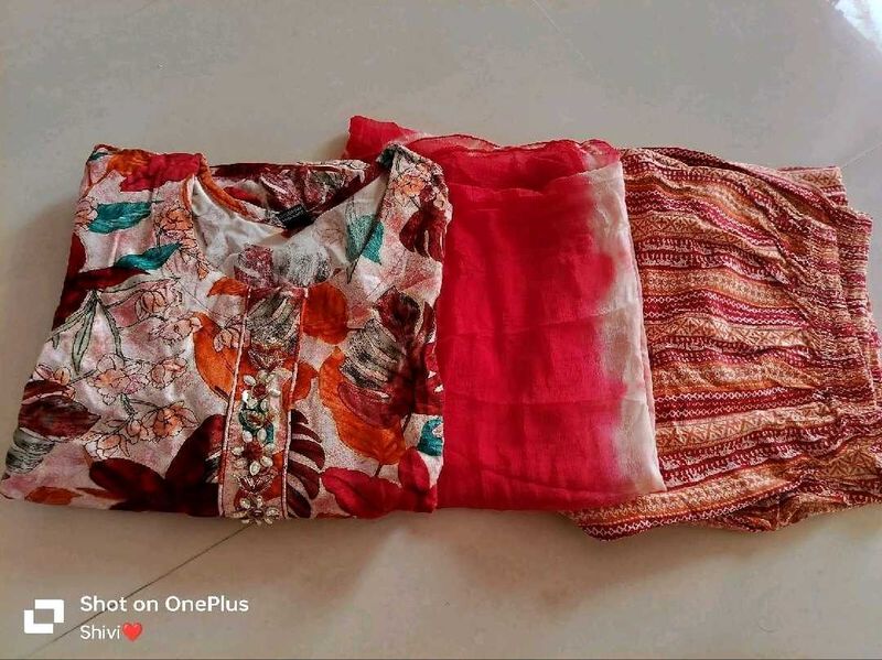 Kurta Set With Pant And Dupatta
