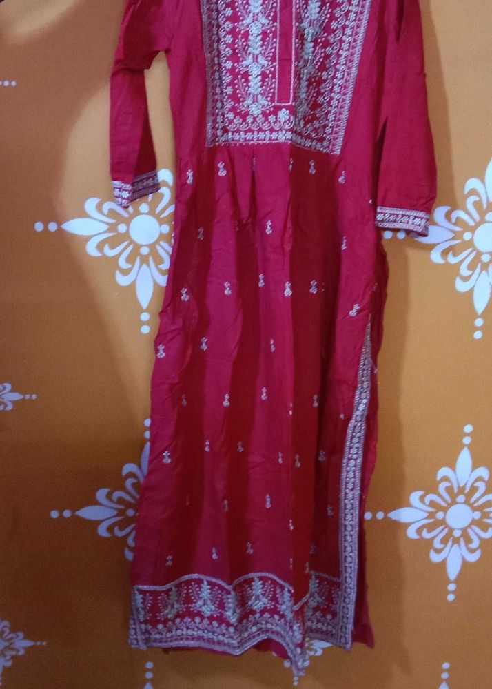 Elegant Red Embroidered Kurta nd pajama