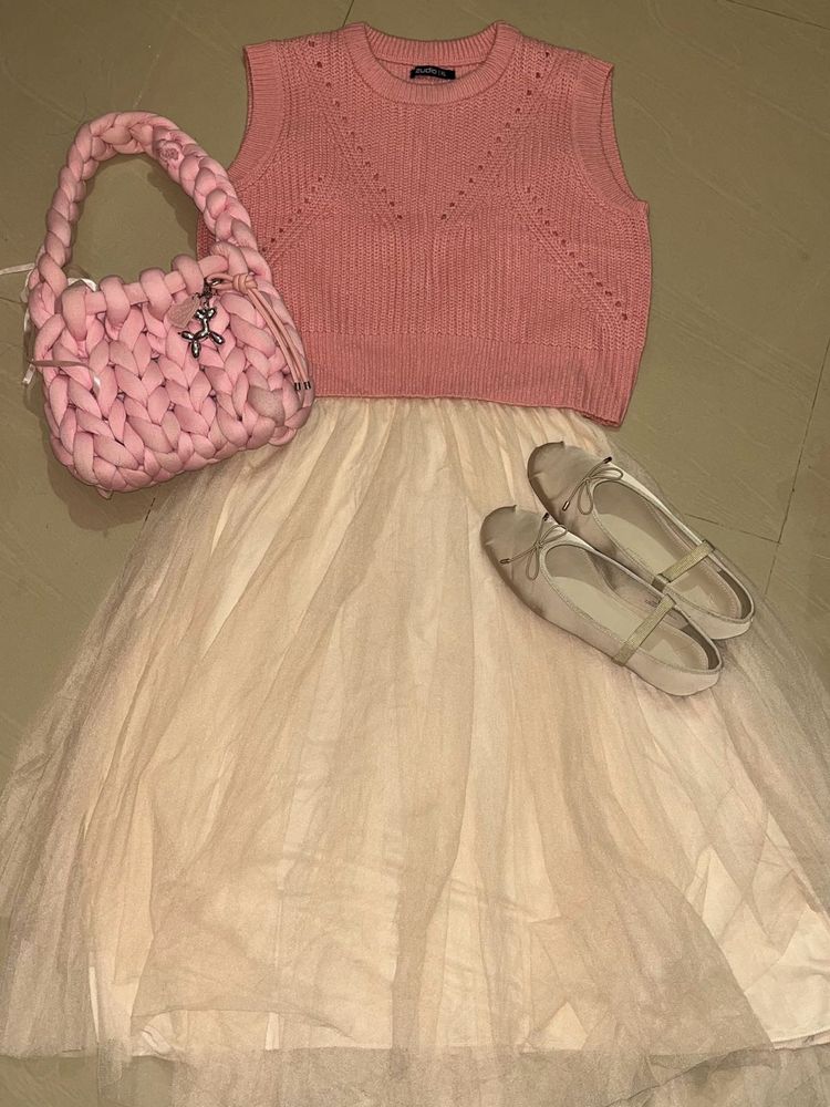 Pink Knit Top &amp; Tulle Skirt Set